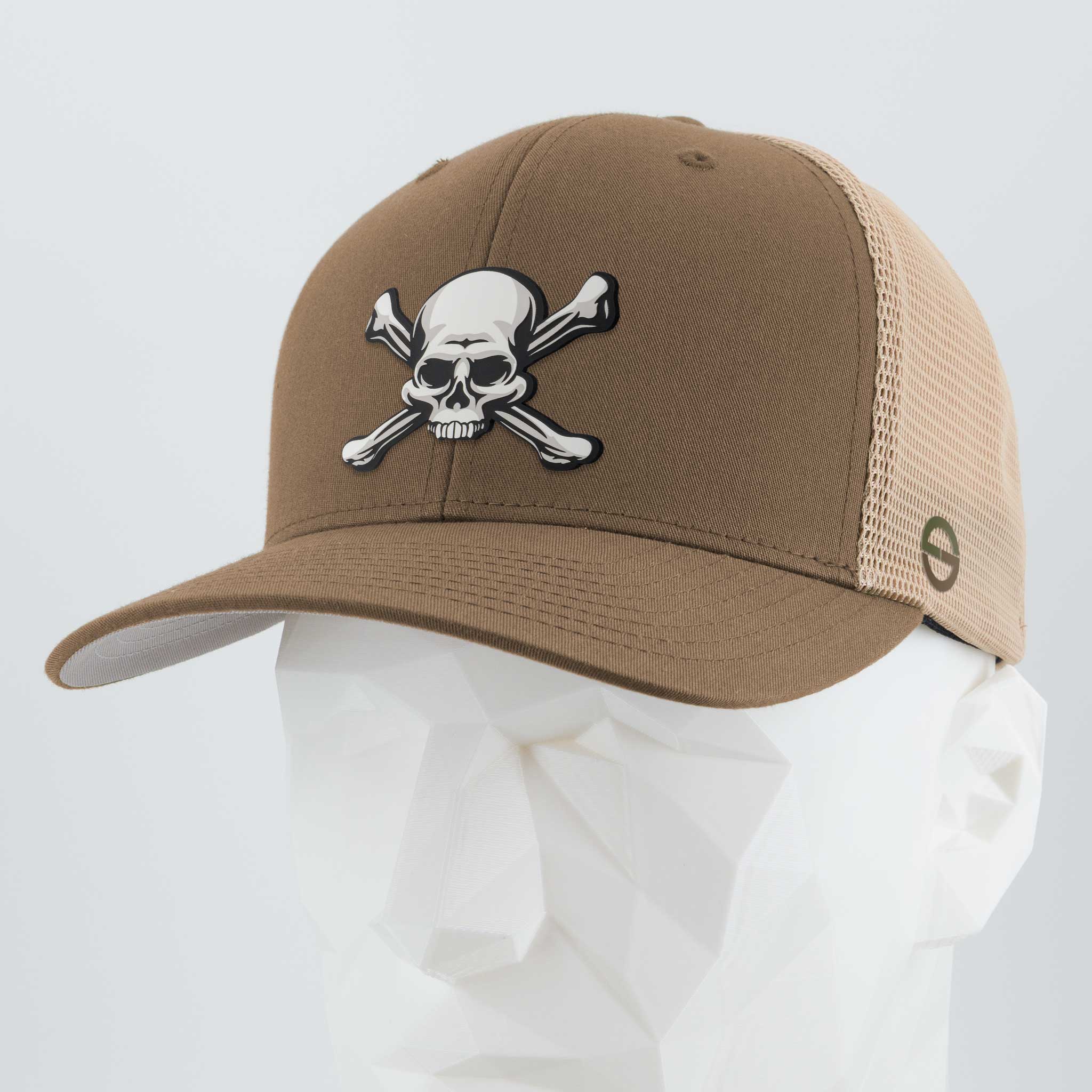 Pirate Skull & Crossbones, Jolly Roger (Double Layer Silicone) - Mesh Trucker Cap